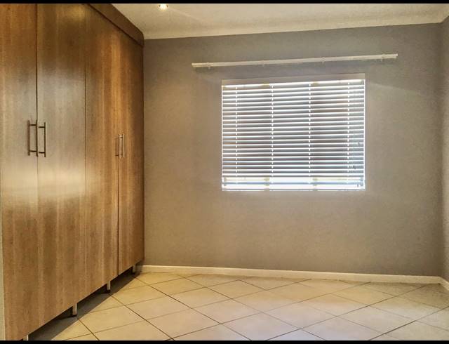 3 BEDROOM TOWNHOUSE TO LET IN MOOIKLOOF RIDGE